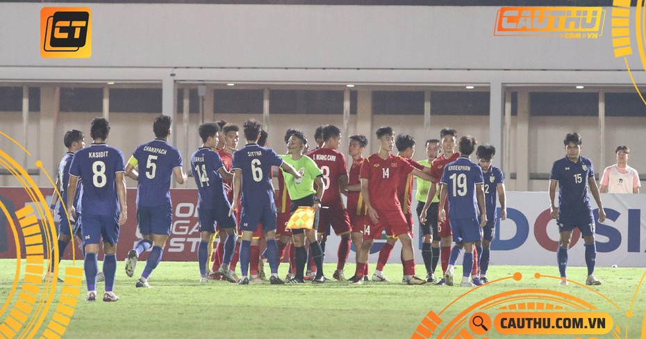 Sợ CĐV Indonesia gây rối, BTC U19 Đông Nam Á khuyên U19 Việt Nam bỏ tập