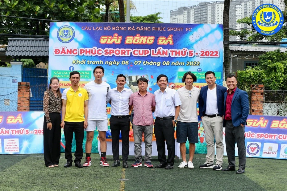 Tuấn Anh gây "náo loạn" khi tham dự sự kiện của cựu học viên khóa I HAGL JMG