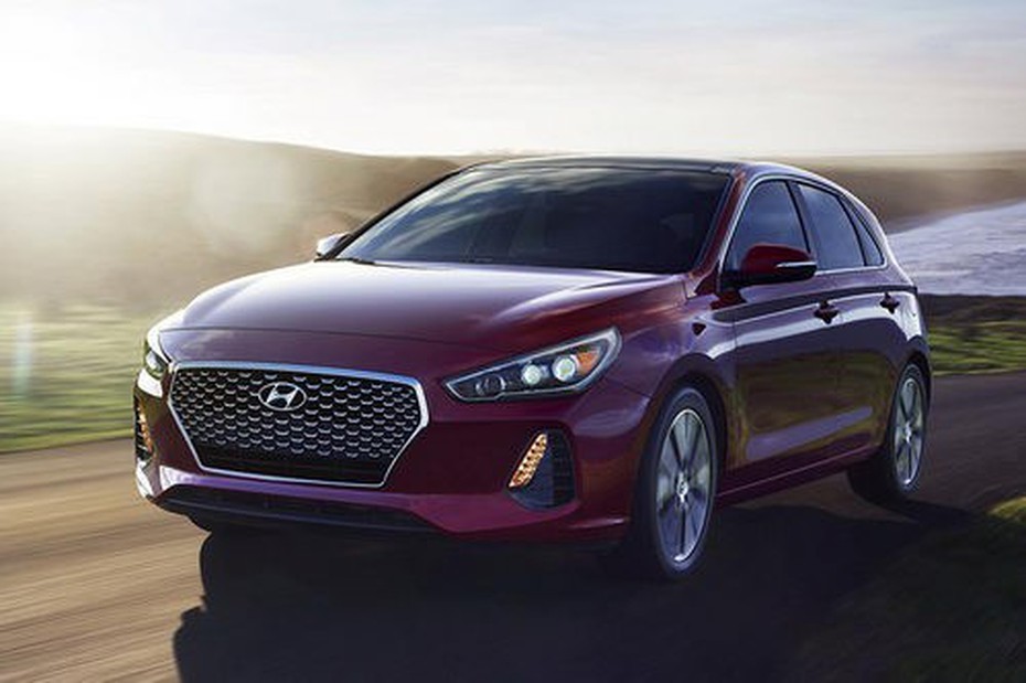 Hyundai Elantra GT 2018 chốt giá bán từ 465,4 triệu đồng