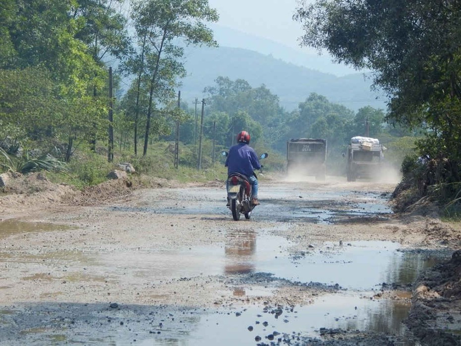 Tin vui cho bà con sống dọc “con đường đau khổ” ở Thừa Thiên-Huế