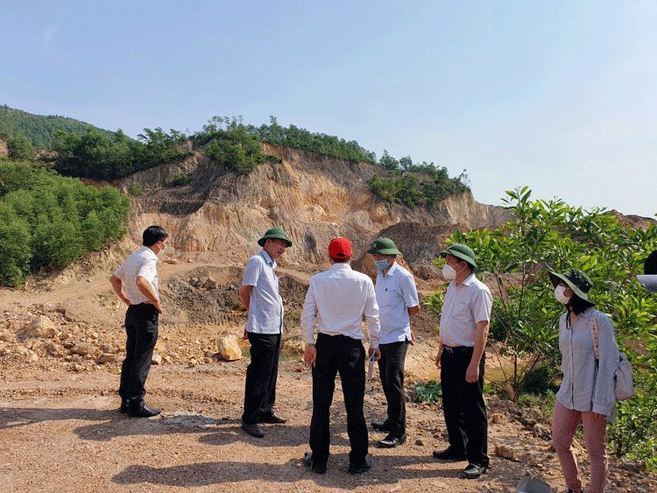 Đấu giá quyền khai thác thêm 7 mỏ khoáng sản ở Thừa Thiên-Huế