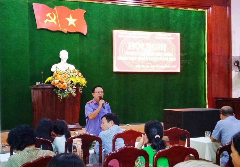 Thừa Thiên-Huế: Tuyên truyền phổ biến giáo dục pháp luật cho cán bộ xã