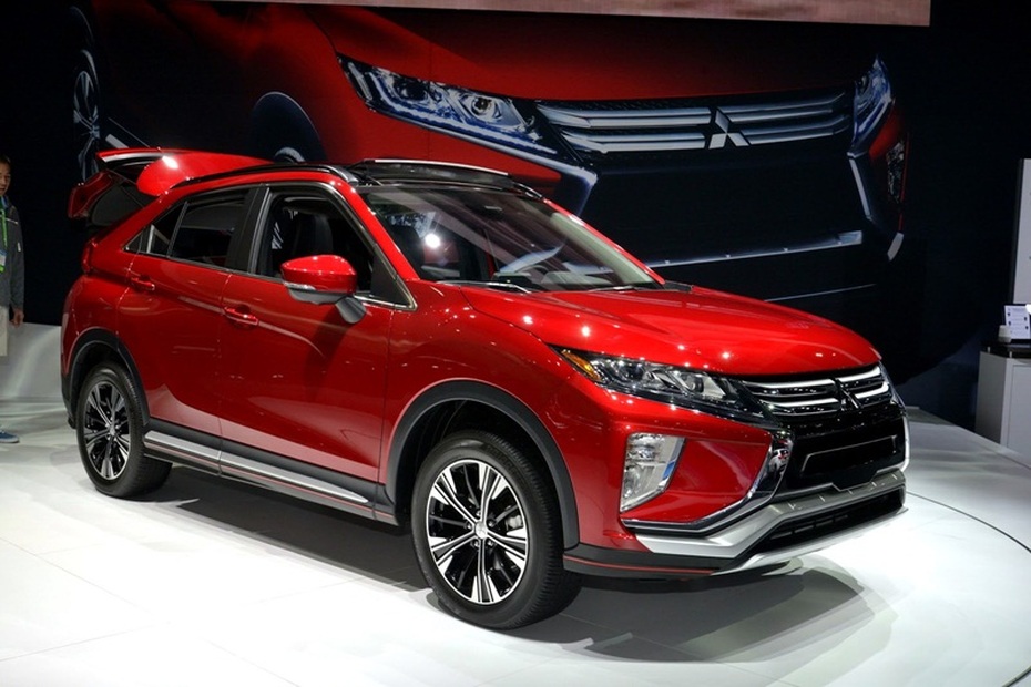 Mitsubishi Eclipse Cross thách thức Mazda CX-5, giá 526 triệu đồng