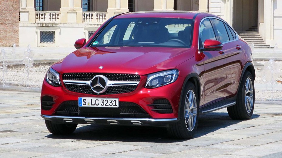 Mercedes-Benz triệu hồi 9.400 xe tại Mỹ khắc phục lỗi cửa sổ trời