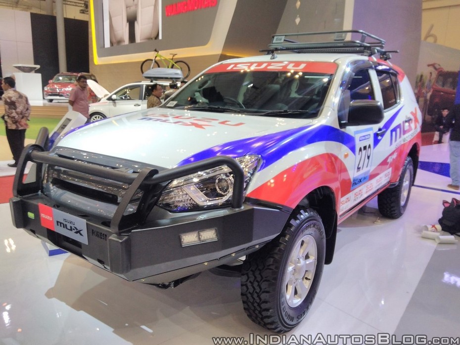 Isuzu mang bộ đôi 'hàng khủng' MU-X tới Indonesia