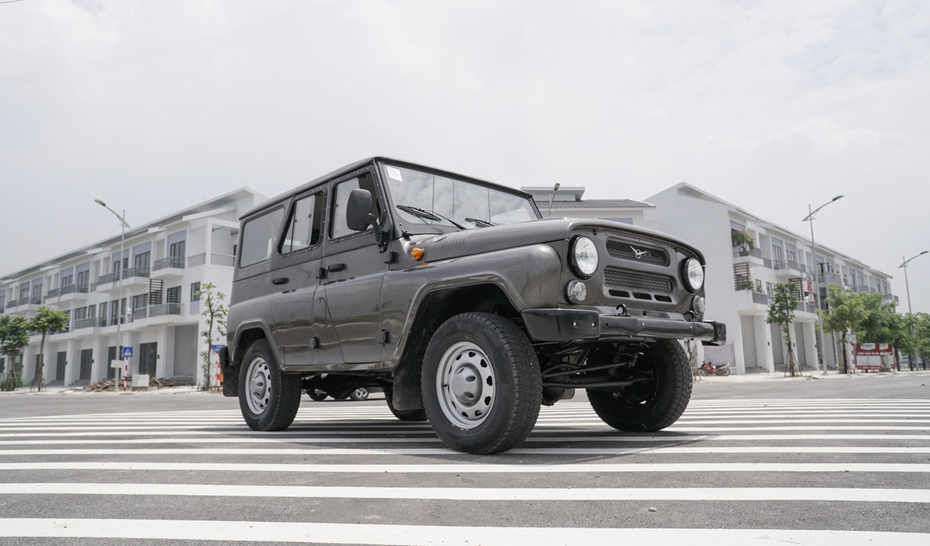 Điều đặc biệt của UAZ Hunter diesel vừa "cập bến" thị trường Việt Nam