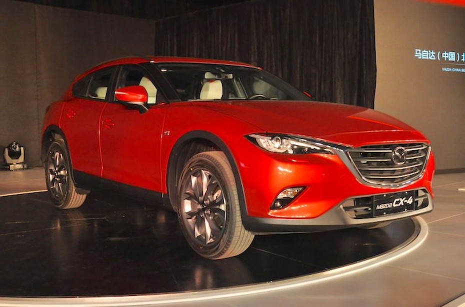 Mẫu crossover giá rẻ Mazda CX-4 lộ diện tại Úc