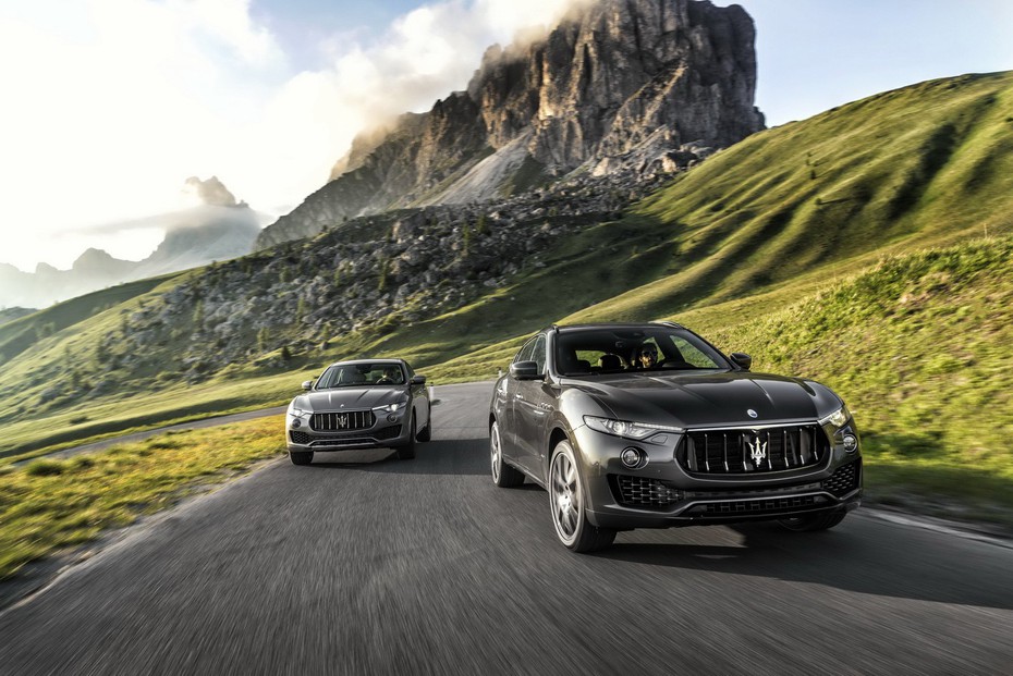 Maserati Levante S chạy xăng đến Vương quốc Anh, giá 2,1 tỷ đồng