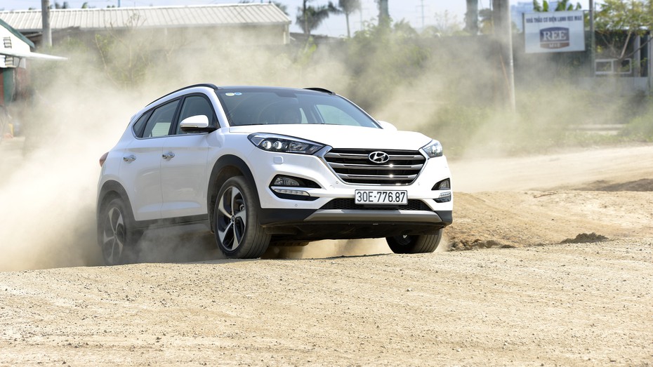 Hyundai Tucson 2017 liệu "có cửa" với Honda CR-V và Mazda CX-5?