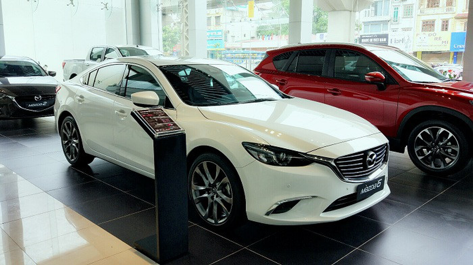 Bảng giá ô tô Mazda tháng 11/2017: Đồng loạt tăng giá bán