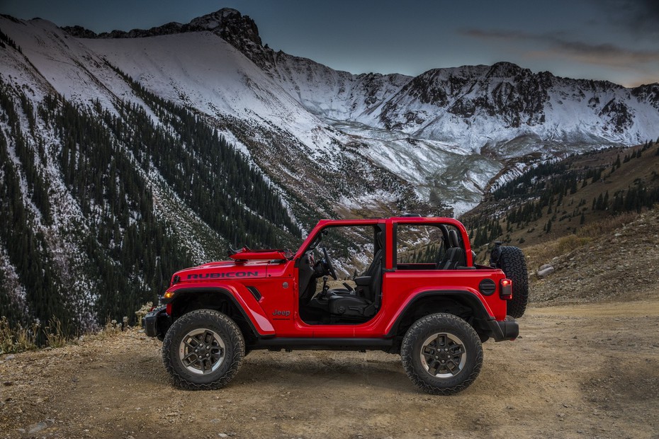 Jeep Wrangler 2018 “đắt xắt ra miếng”