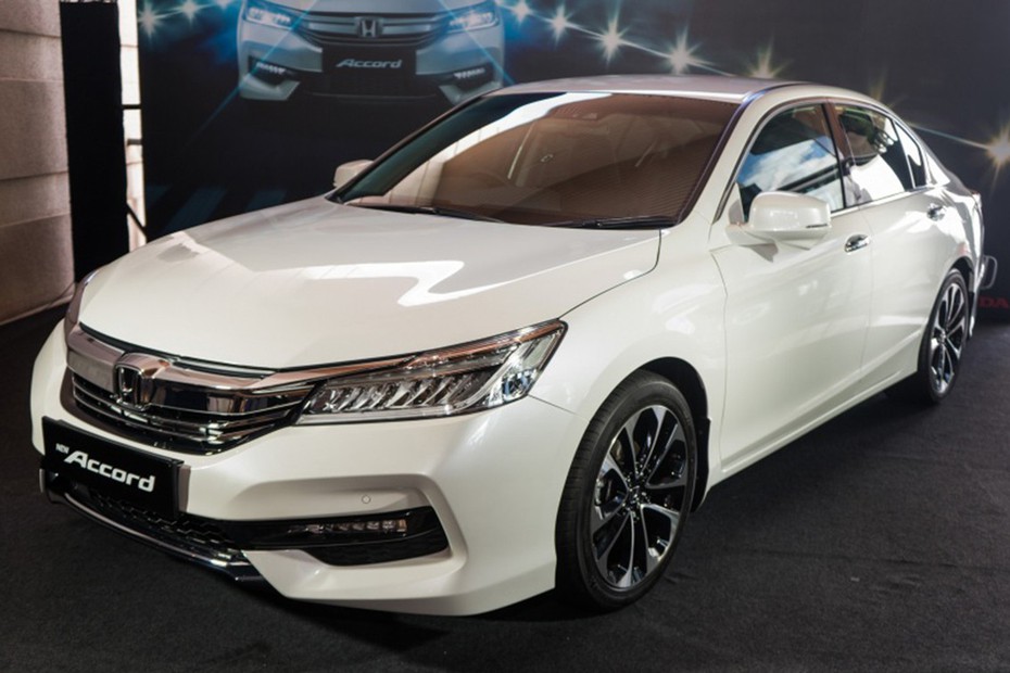Honda triệu hồi Accord và Odyssey do lỗi cảm biến pin và gương hậu