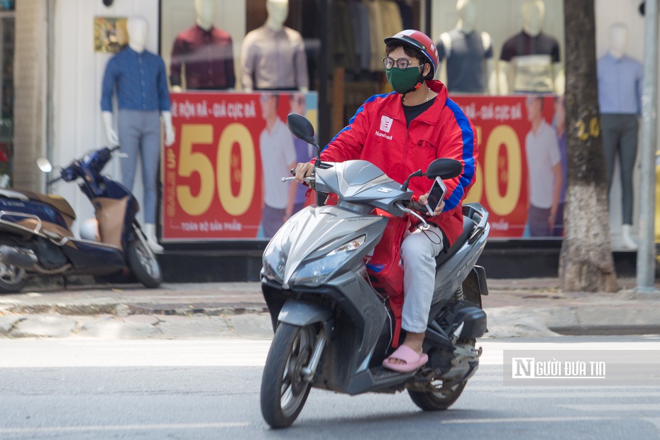 Sở GTVT Hà Nội đề xuất cho shipper giao đồ ăn trở lại