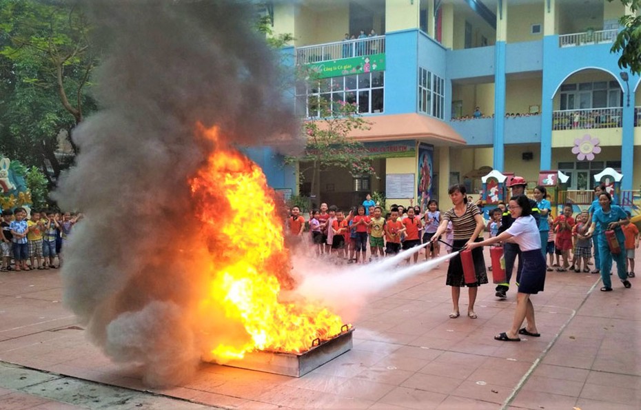 Dạy phòng cháy chữa cháy cho học sinh: Cần giáo trình và hướng dẫn