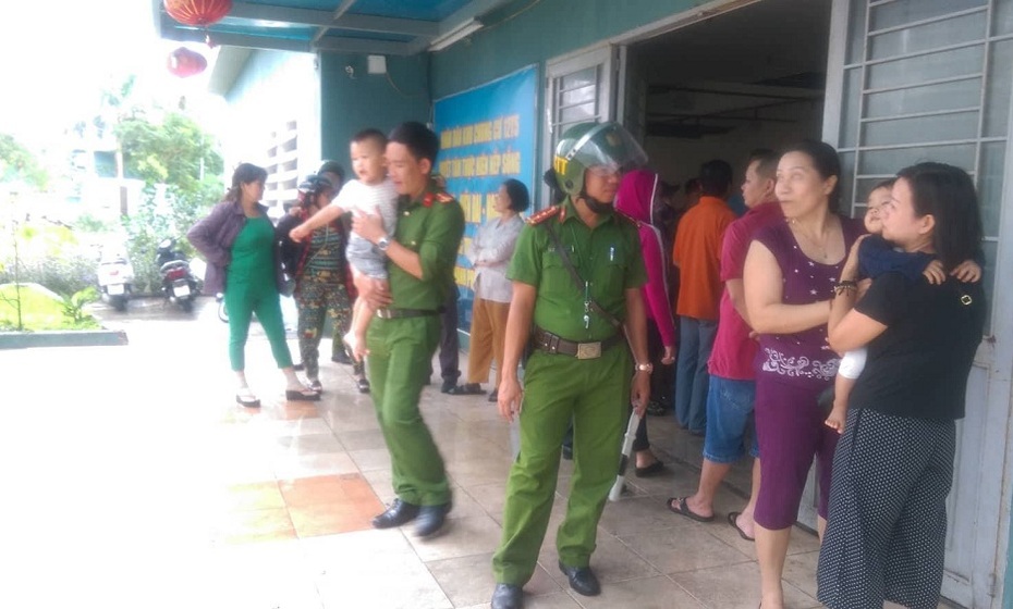 Nổ lớn ở tầng 12, hàng trăm người dân chung cư nháo nhào bỏ chạy