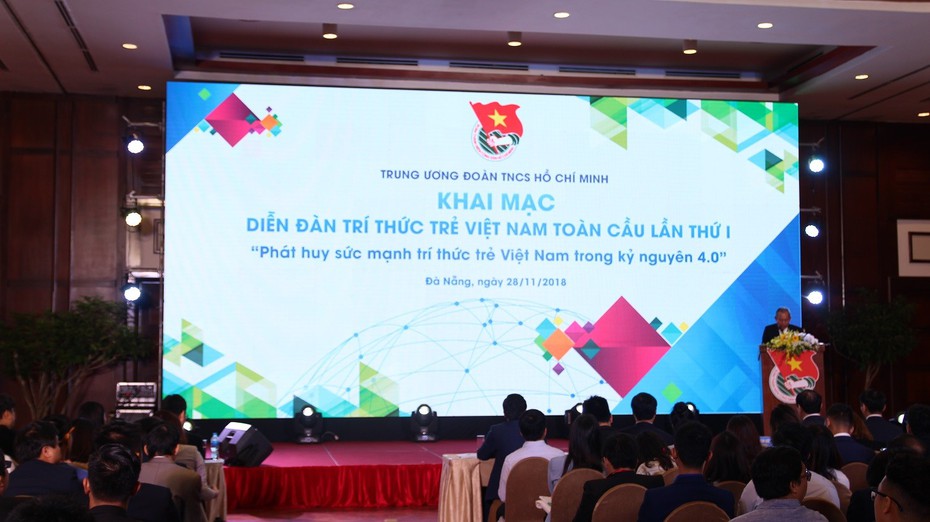 Nâng cao vai trò của trí thức trẻ trong kỷ nguyên 4.0