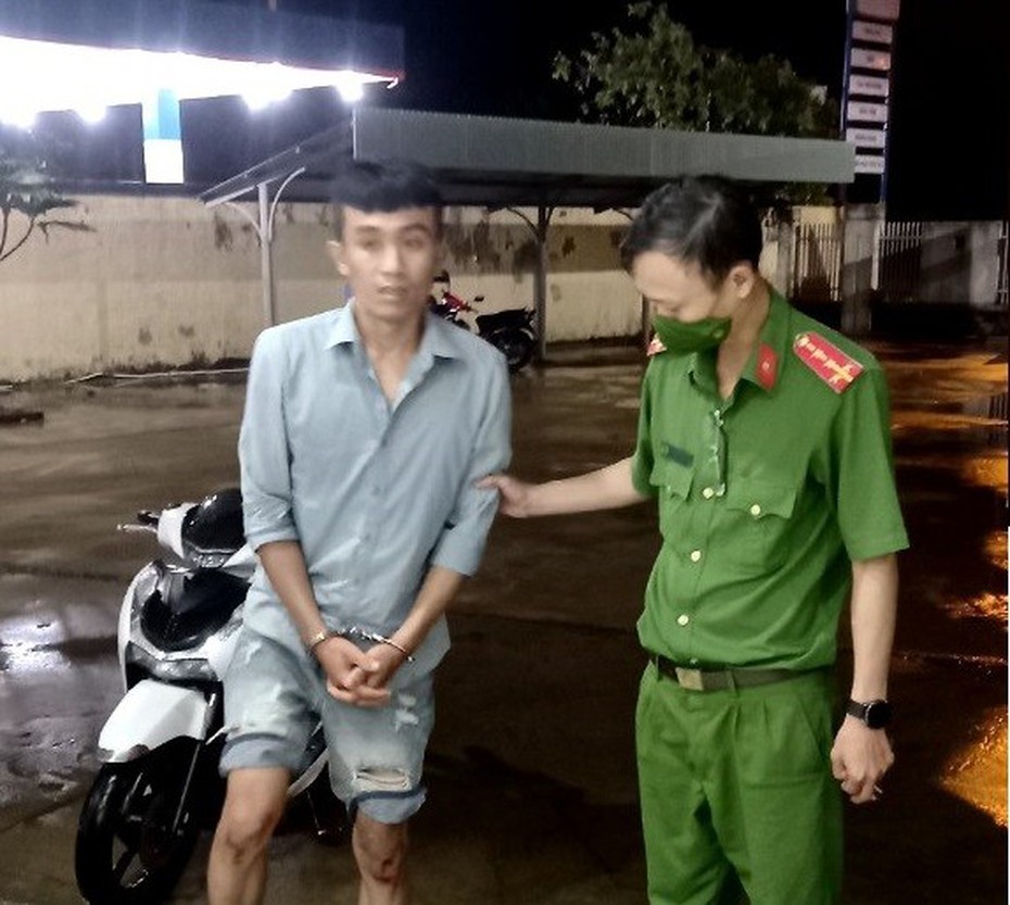 Đà Nẵng: Kẻ chuyên trộm bình điện ô tô sa lưới