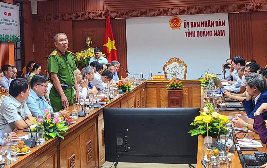Vụ tai nạn giao thông 10 người chết ở Quảng Nam: Vì sao chưa khởi tố?