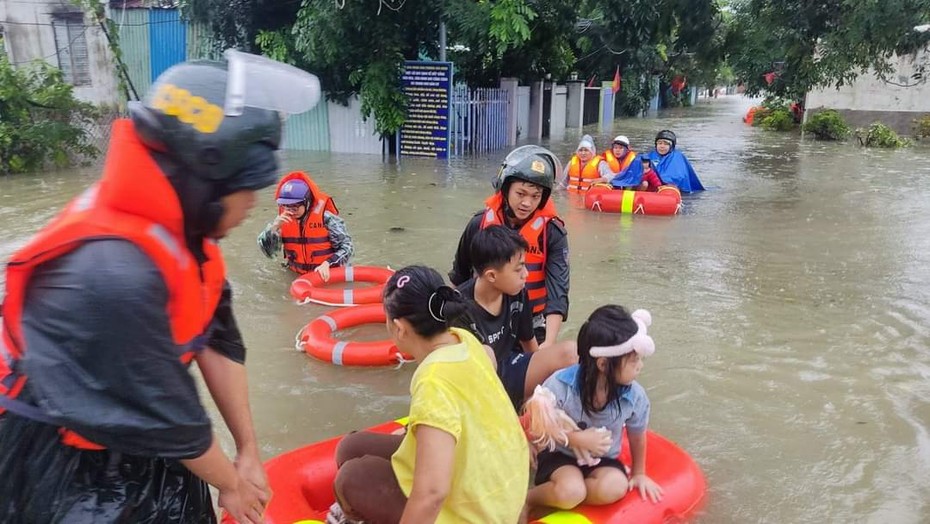 Bức tranh toàn cảnh về mưa lũ tại Tp.Đà Nẵng