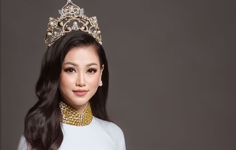 Nguyễn Phương Khánh đại diện Việt Nam tham dự Miss Earth 2018