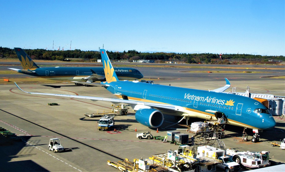 Cổ phiếu Vietnam Airlines bị lưu ý khả năng hủy niêm yết