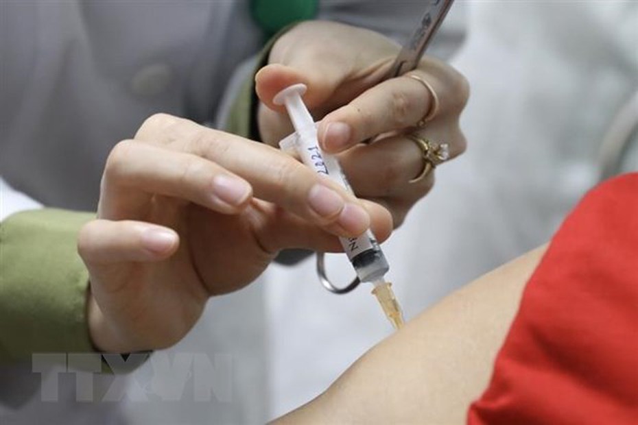 Hoàn tất 1.000 mũi đầu tiên thử nghiệm giai đoạn 3 vaccine Nano Covax