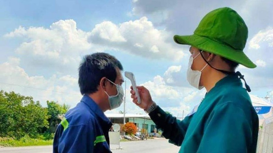 Vĩnh Long: Làm rõ thu phí test nhanh khi tiêm vắc xin phòng Covid-19