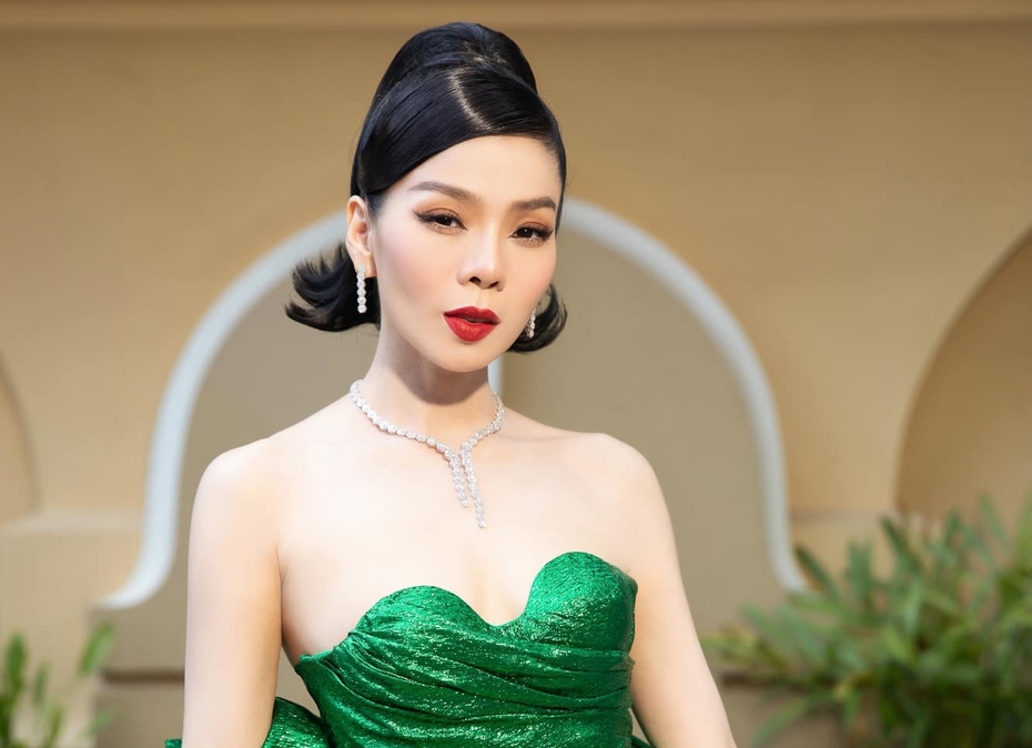 Ca sĩ Lệ Quyên ngồi “ghế nóng” Miss World Việt Nam 2022