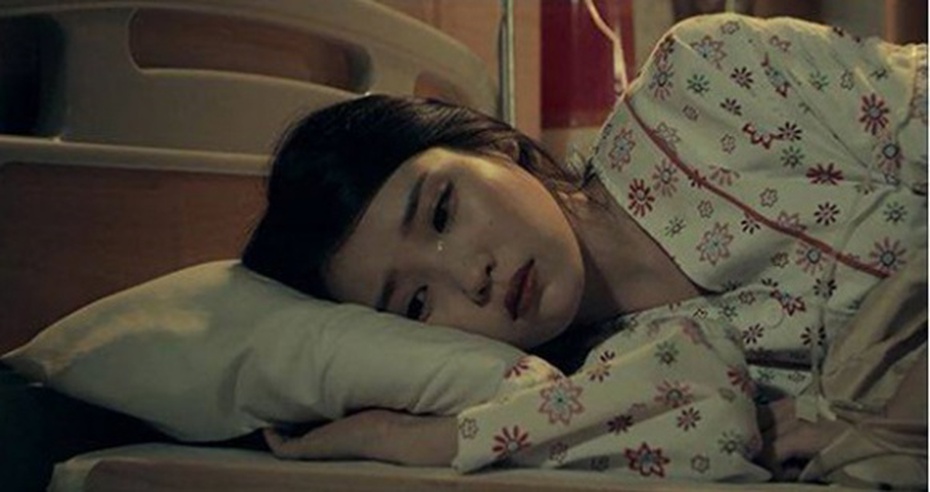 Vợ vừa sinh con 4 tháng đau đớn phát hiện chồng có bồ và con riêng