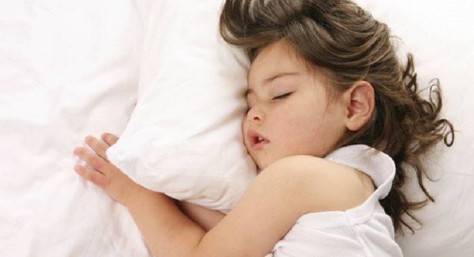 “Bật mí” những mẹo hay giúp bé ngủ sớm mỗi ngày
