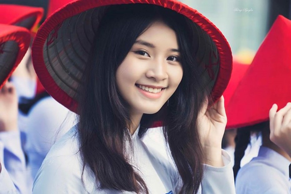 Những hot girl được cộng đồng mạng “săn lùng” nhiều nhất năm 2017