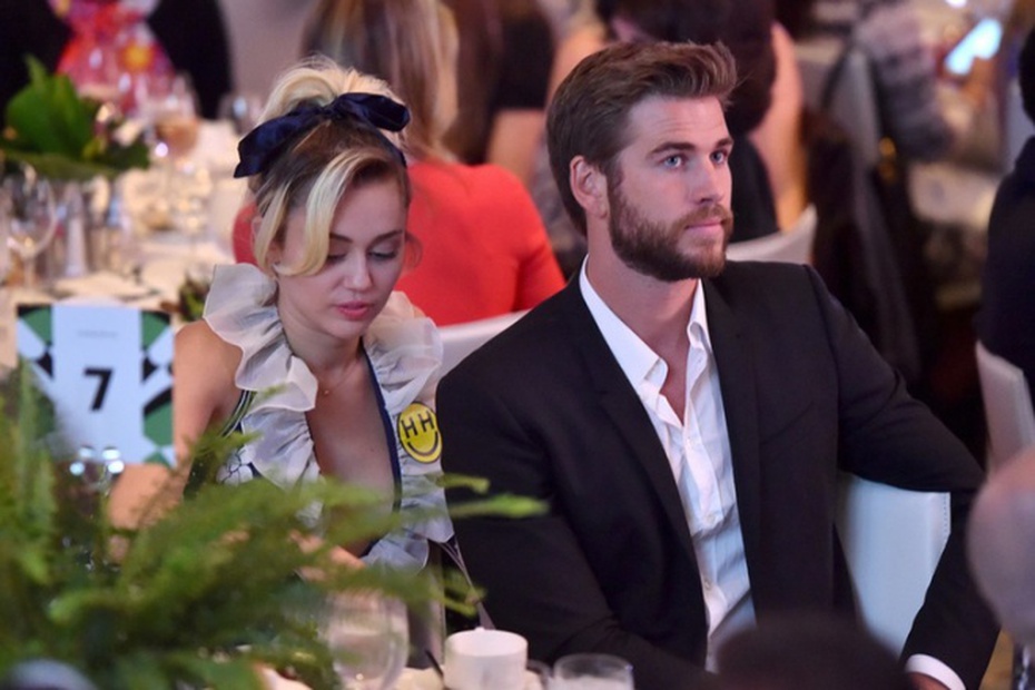 Miley Cyrus và Liam Hemsworth: Chuyện tình 10 năm tan - hợp