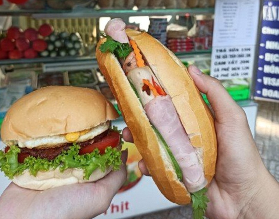 Món ăn phổ biến tại Việt Nam là “đối thủ đáng gờm” của hamburger