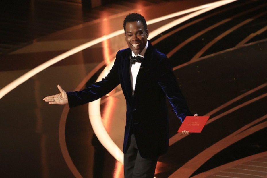 MC Chris Rock lần đầu nói về cú tát của Will Smith tại Oscar