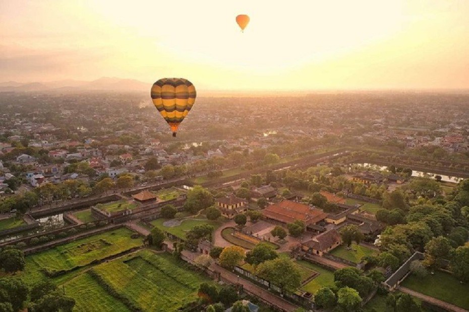 Lịch bay trải nghiệm khinh khí cầu ngắm Cố đô Huế từ bầu trời