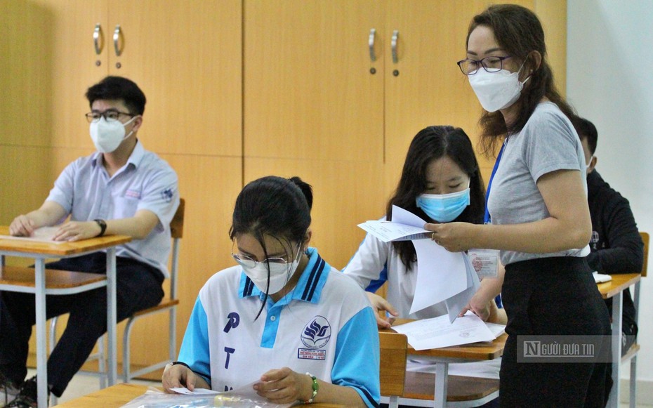 Đáp án đề thi môn Vật lý mã đề 216 thi tốt nghiệp THPT năm 2022