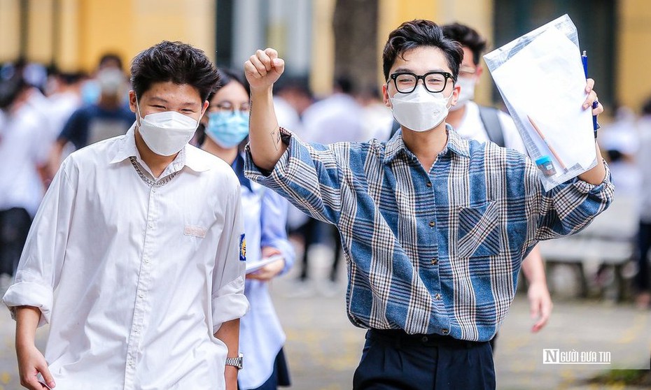 Gợi ý đáp án đề thi môn Vật lý mã đề 221 thi tốt nghiệp THPT năm 2022