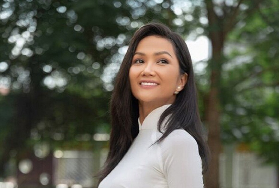 Hoa hậu H'Hen Niê bất ngờ gọi CEO Bảo Hoàng là “chồng”