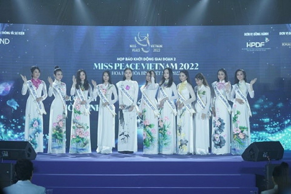 Miss Peace Vietnam 2022 bỏ diễn áo tắm thay bằng thi đánh golf