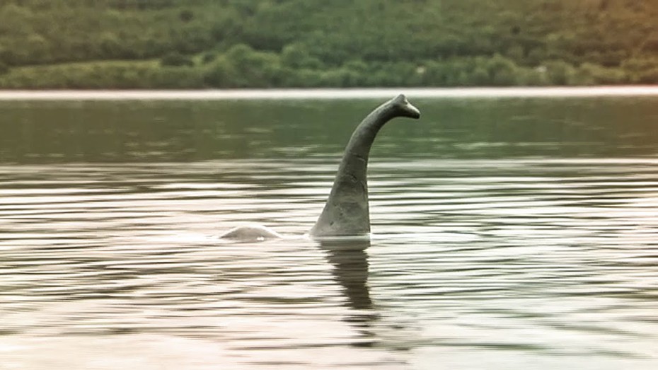 Thợ săn tuyên bố quái vật hồ Loch Ness có thể là 2 quái thú riêng lẻ dựa trên đoạn phim mới