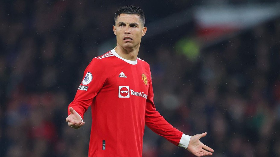 Ronaldo không nhận 17 triệu bảng phí đề bù hợp đồng ở MU