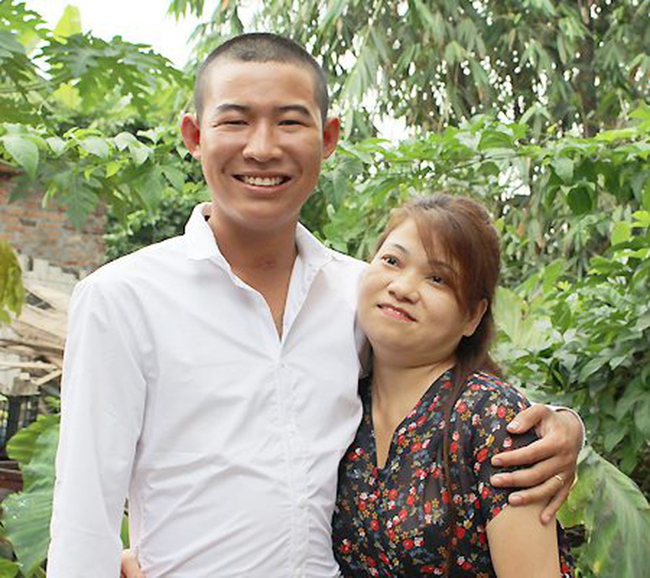 Cô dâu 41 tuổi tại Phú Thọ hé lộ về quá khứ đã từng có một đời vợ của người chồng kém 21 tuổi