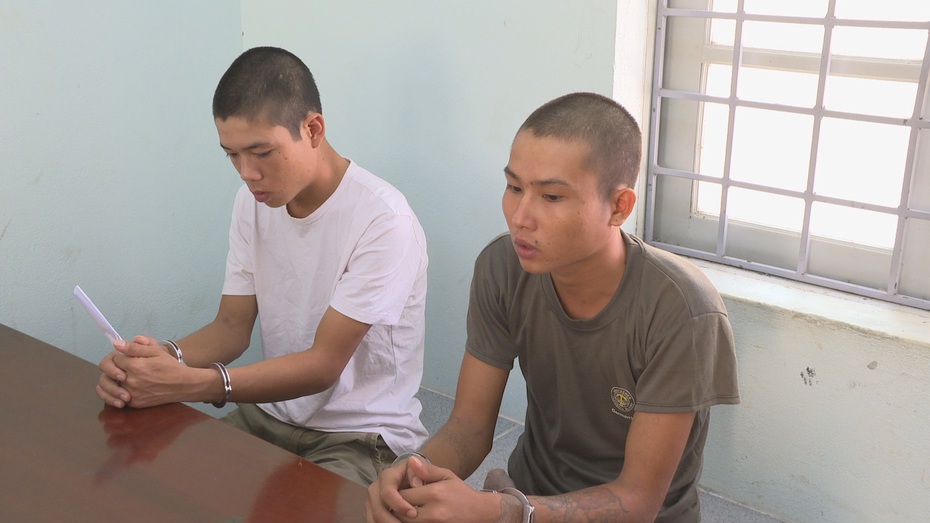 Bắt giữ hai tên cướp 'cuỗm' tài sản rồi hiếp dâm nữ gia chủ