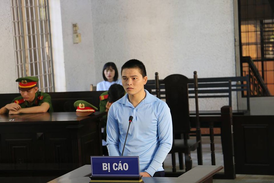 Bản án cho kẻ đồi bại dụ dỗ bé gái 9 tuổi xem phim hoạt hình để hiếp dâm
