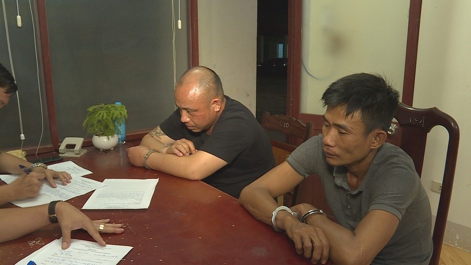 Triệt phá băng nhóm thuê xe ô tô đi dàn cảnh móc túi