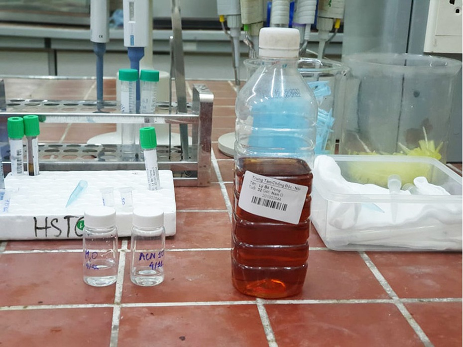 Người đàn ông 32 tuổi tử vong sau bữa nhậu với rượu, thịt chó