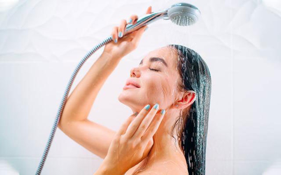 Thấy những dấu hiệu này dù khó chịu đến đâu cũng đừng tắm kẻo rước họa