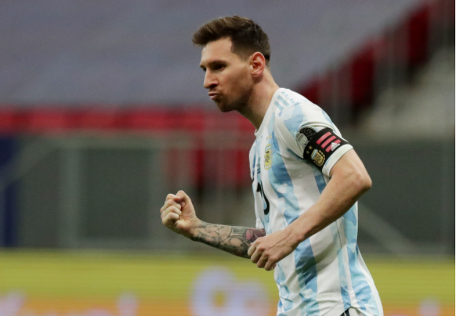 Messi lập kỷ lục nhờ bức ảnh ôm cúp vô địch