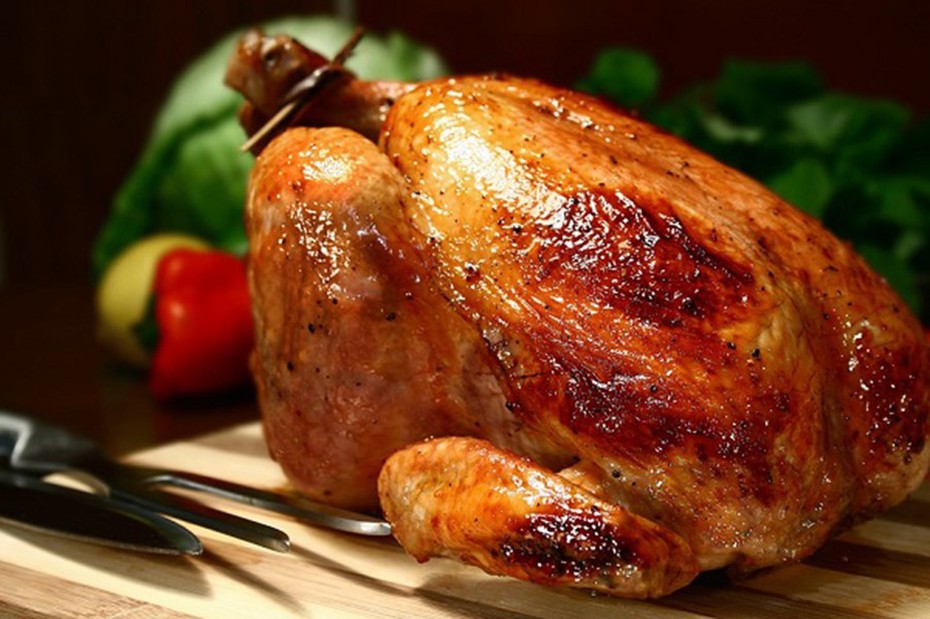 Món ngon cuối tuần: Cách làm gà nướng mật ong vàng ươm, thơm phức