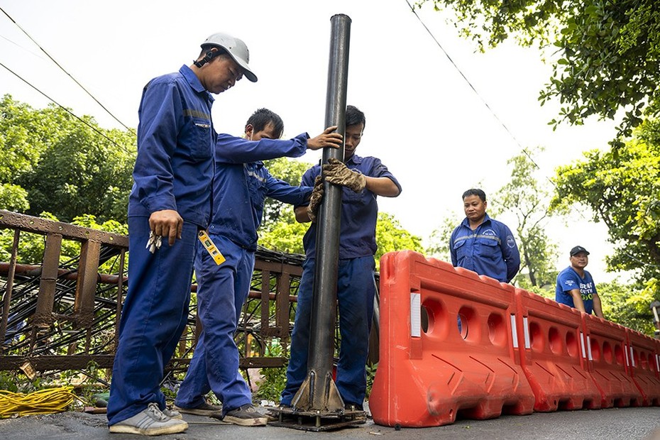 Bản tin hôm nay 23/6: Lắp rào chắn ngăn ô tô lên cầu Long Biên; Số ca mắc SXH tăng cao